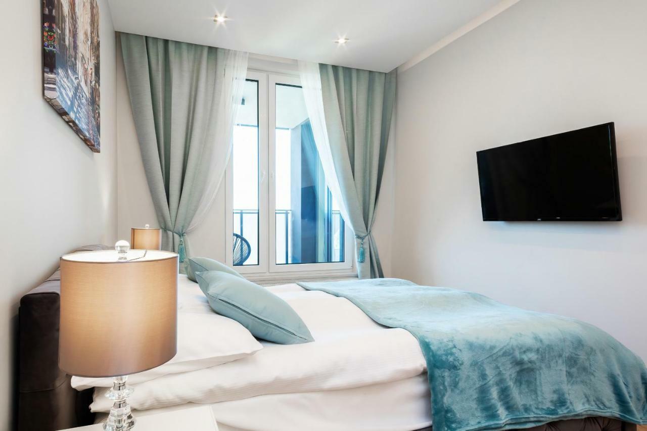 Apartments Aura Sky By Noclegi Renters Warsaw Exterior photo
