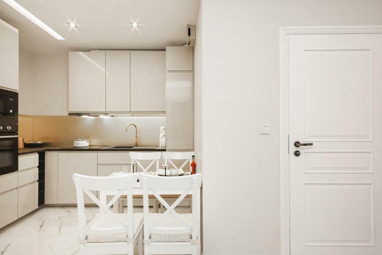 Apartments Aura Sky By Noclegi Renters Warsaw Exterior photo